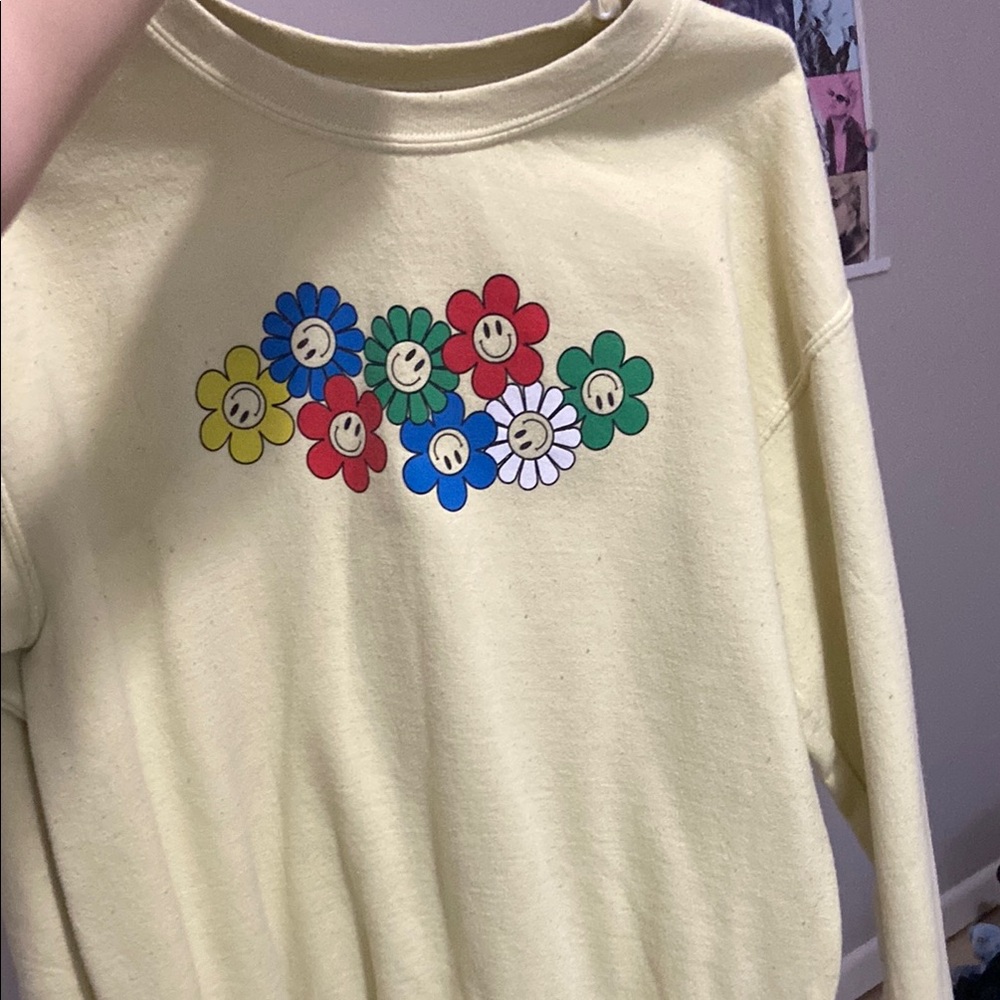 Yellow Crew Neck Sweater with Floral Design